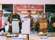 Ratusan Botol Miras dan Ribuan Gram Narkoba dimusnahkan Polres Dompu
