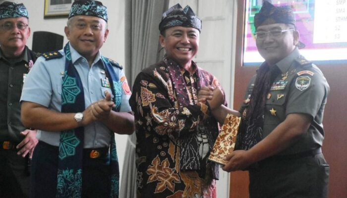 Kasdam Jaya Tatang Ajak Diapora Pulang Bangun dan Majukan Sumedang