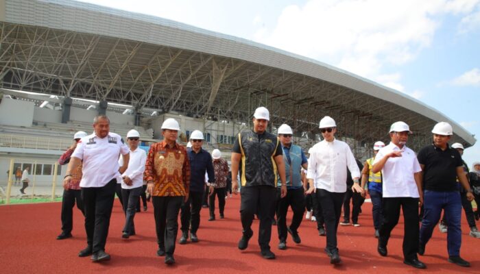 Menpora Dito Tinjau Pembangunan Fasilitas Venue Cabor Atletik