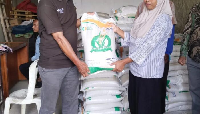 Bansos Beras 10Kg Mulai Didistribusikan di Sumedang