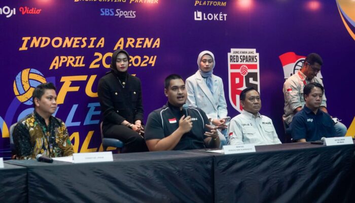 Menpora Dito Sambut Antusias Eksibisi Voli antara Indonesia Alla Star vs Red Spark
