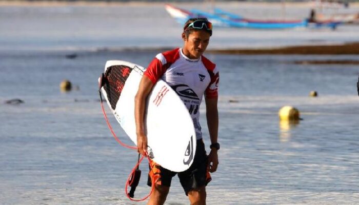Hebat, Peselancar Indonesia Rio Waida Kunci Satu Tiket Menuju Olimpiade 2024 Prancis