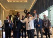 Sambutan Berbeda NasDem Saat Bertemu Prabowo dan Anies di Kantornya
