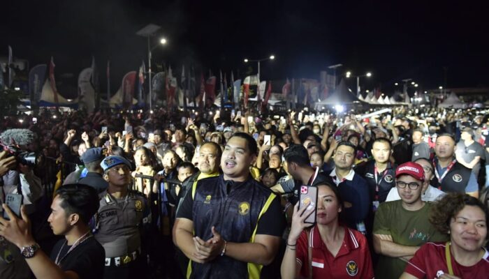 Menpora Dito Membaur Menyaksikan dan Ramaikan Side Event