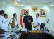 Menpora Dito Ingin Pesisir Barat Dibuat Pusat Surfing