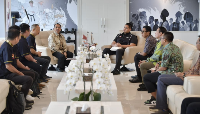 Menpora Dito Terima Audiensi PB FOBI di Kemenpora