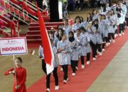 Delegasi Indonesia Disambut Atraksi Kesenian Tradisional pada Flag-Raising Ceremony 13th ASEAN Schools Games Da Nang 2024