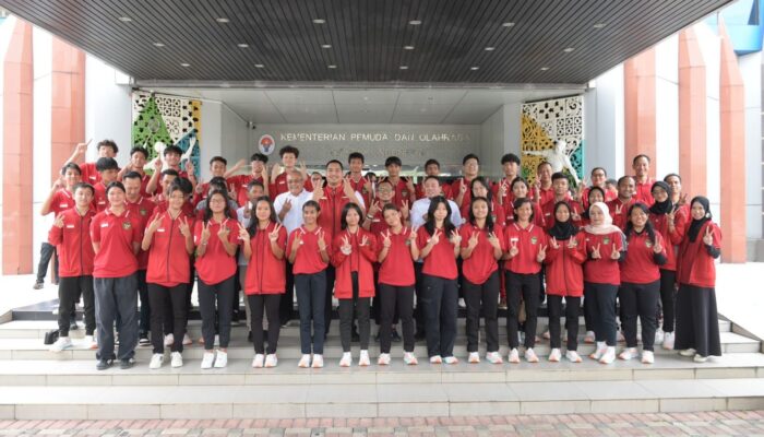 Sambut Rombongan Atlet ASEAN Schools Games 2024, Menpora Dito Apresiasi Atas Capaian Kontingen Indonesia