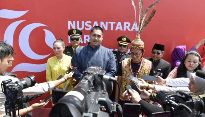 Usai Ikuti Upacara Bendera Menpora Dito Puji Keindahan Wisata Bahari di Kepulauan Seribu