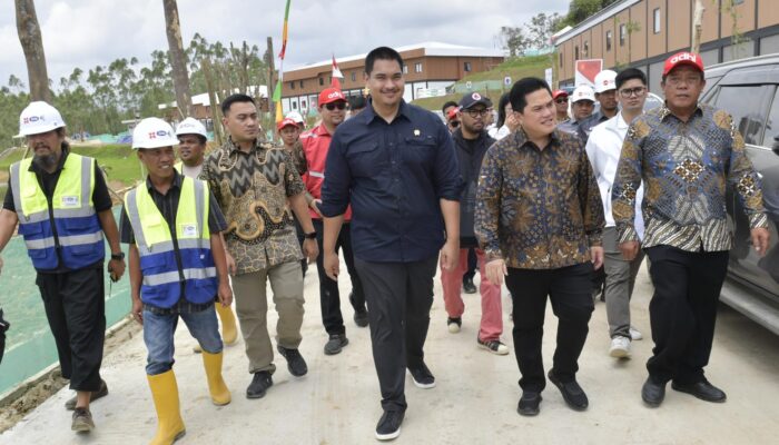 Menpora Dito dan Erick Thoir Tinjau Training Center PSSI di IKN