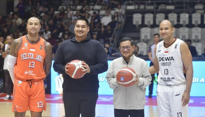 Pembukaan IBL Gopay Season 2025 dihadiri Menpora Dito
