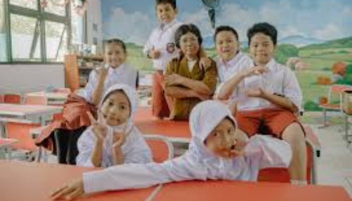 Mendiktisaintek: Strategi Meningkatkan Pendidikan dan Ekonomi Indonesia di Era Globalisasi