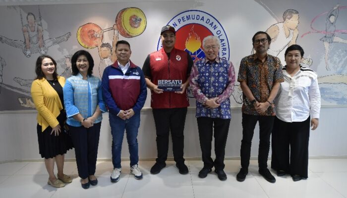 Menpora Dito Diskusikan Kolaborasi Dengan     B-Universe