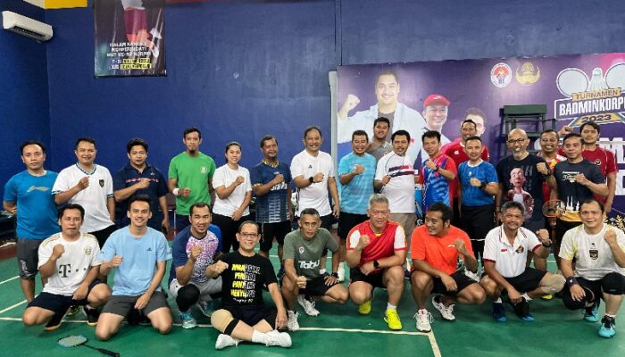 Kemenpora dan Forkomsam Jalin Silaturahmi Lewat Pertandingan Bulutangkis