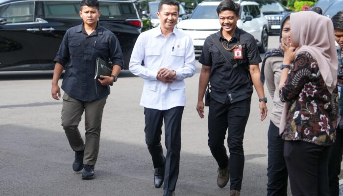 Wamenpora Hadiri Sidang Paripurna, Presiden Singgung Pelatih Baru Timnas