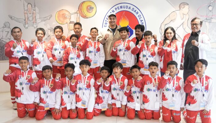 Menpora Dito Lepas Tim Pelajar BLiSPI ke 1900 Cup Barcelona, Beri Dukungan Penuh