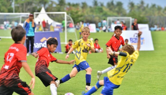 Menpora Dito: Bali 7s Bukti Pembinaan Sepak Bola Usia Dini Terus Digalakkan