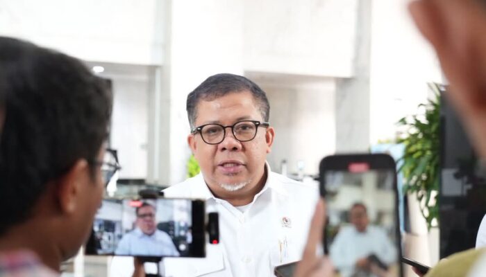 Wamen Fahri: Koperasi Merah Putih Akan Dilibatkan dalam Program Renovasi Satu Juta Rumah