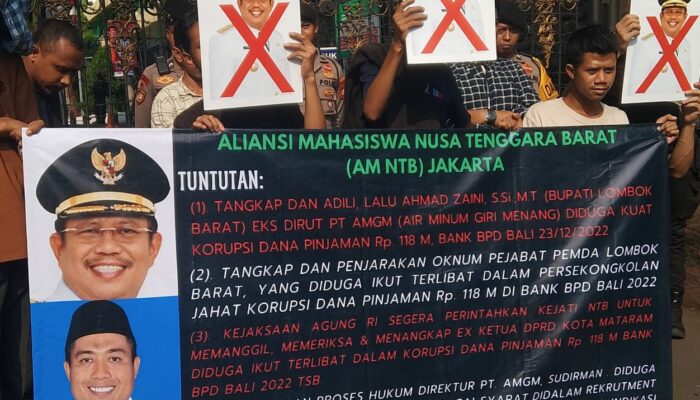 Aliansi Mahasiswa (AM) NTB Gelar Demontrasi Terkait Dugaan Korupsi Dana Pinjaman Senilai   Rp 118 M