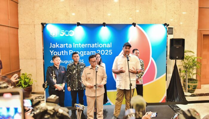 Menpora Dito Bersama Gubernur Pramono Hadiri Jakarta International Youth Program (JIYP) 2025