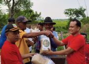 Persaudaraan Tani “PETANI” Salurkan Bantuan Benih Padi Unggul