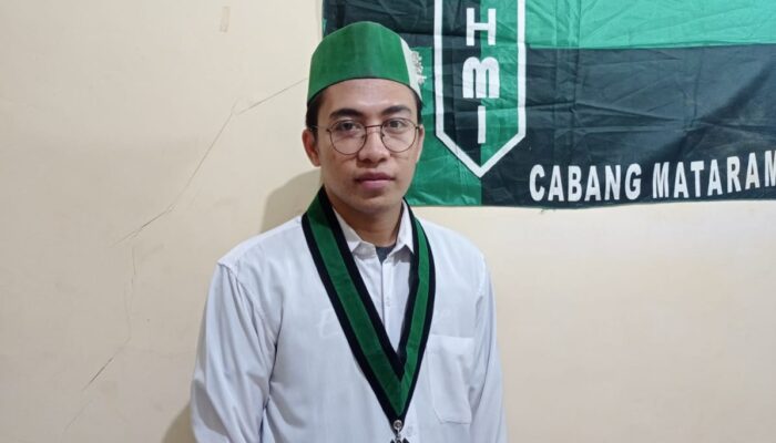 Pemimpin Oportunis: Mengutamakan Kepentingan Pribadi, Daripada kepentingan Rakyat