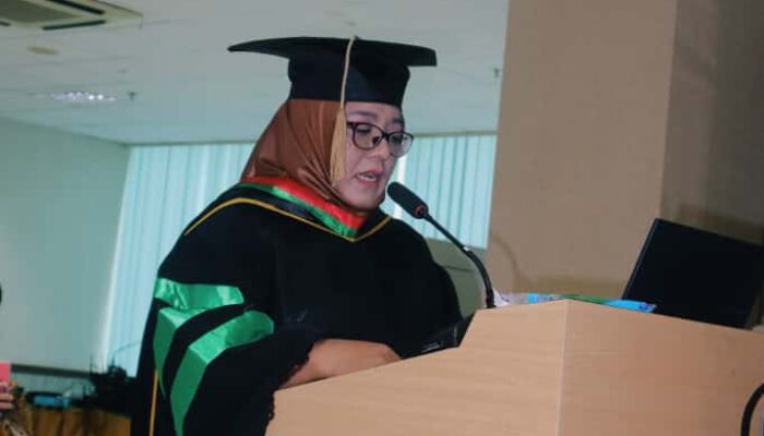 Nurhasanah Halim Resmi Pertahankan Disertasi Model Penulisan Ilmiah Berbasis Translanguaging di Ujian Terbuka