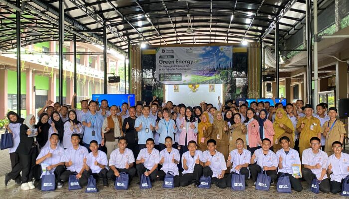 PLN Enjiniring dan SMKN 5 Jakarta Kolaborasi Edukasi Green Energy untuk Generasi Masa Depan